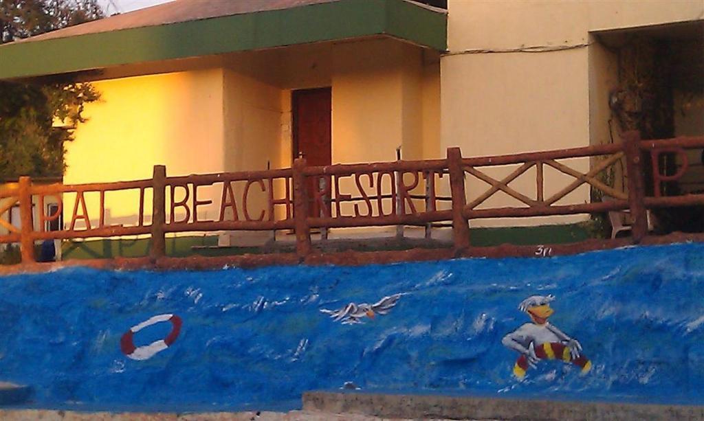 Pali Beach Resort Mālād Exterior foto
